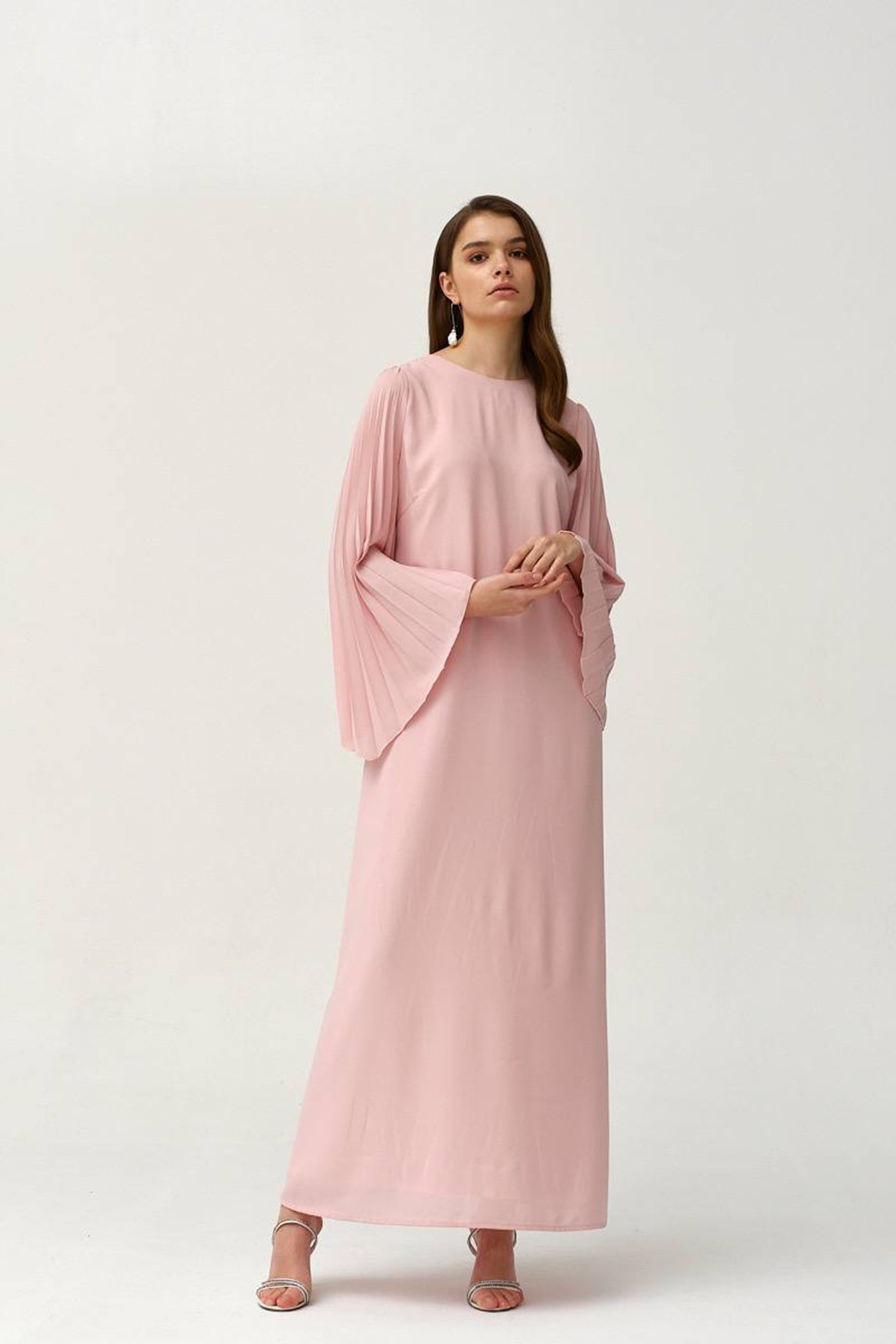 Crepe Light Pink Pleated Sleeves Tie-waist Kaftan by Dulce Couture